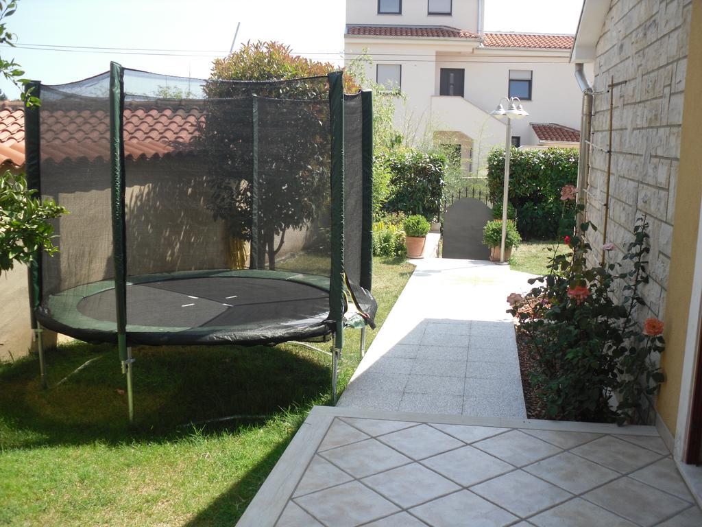 Holiday Pool House PUY Rom bilde